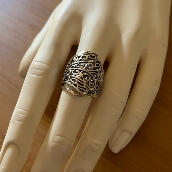 925 Sterling Silver Ring Size 7 - Picture 6 of 9